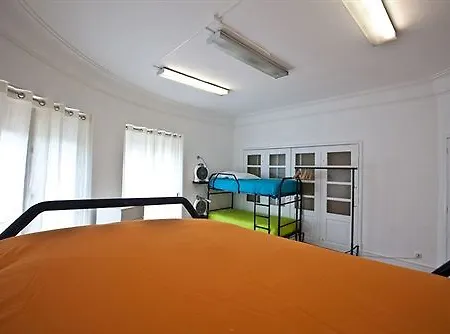 Gæstehus Tagus Palace 2*